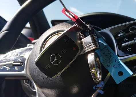 2019 Mercedes-Benz C 300 from USA, damaged, VIN 55SWF8DB4KU296128